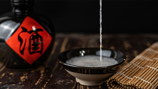 夏日炎炎，白酒到底該怎么喝？揭秘夏季飲酒的五大禁忌