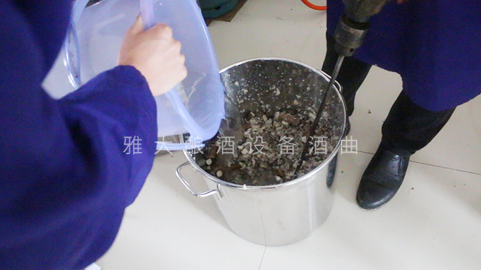 山藥釀酒技術-按比例加水 山藥釀酒技術-按比例加水
