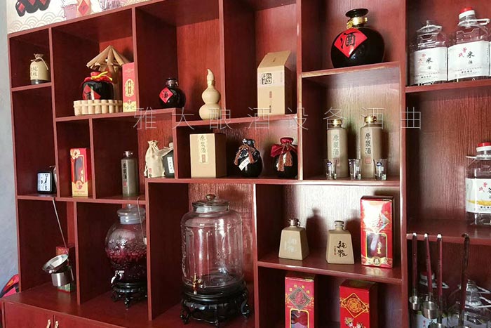 5-曾氏酒業(yè)-1套純糧釀酒設備，200平米舊廠房+3個臨街鋪面，輕松開酒廠3