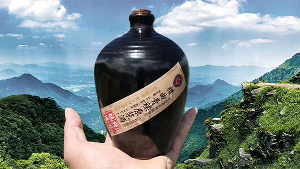 引進(jìn)烤酒設(shè)備開(kāi)酒坊，打造藏族特色青稞酒產(chǎn)業(yè)！