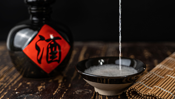 從谷物到美酒，探尋白酒蒸餾設(shè)備釀酒7個(gè)過程的奧妙！