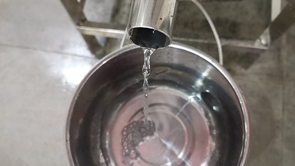 農(nóng)村釀酒機(jī)器小酒坊，釀出來的不僅是酒，更是實實在在的人心
