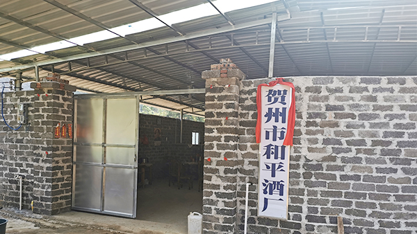 梁總弄1套釀酒生產(chǎn)設(shè)備瞎折騰，結(jié)果卻折騰出釀酒大事業(yè)