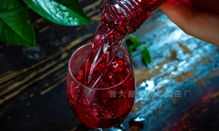 萬萬情思盡在“酒”意中 萬萬情思盡在“酒”意中