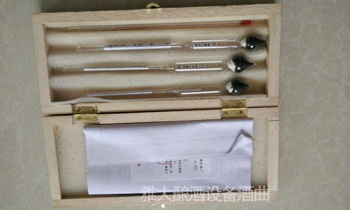 6.1用雅大釀酒設(shè)備蒸酒，2招教你“蒸出”更多高度酒—酒度計(jì)