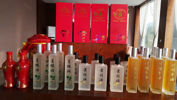 引進(jìn)燒酒設(shè)備做葛根酒，優(yōu)化葛根產(chǎn)業(yè)鏈，鋪就“致富”路